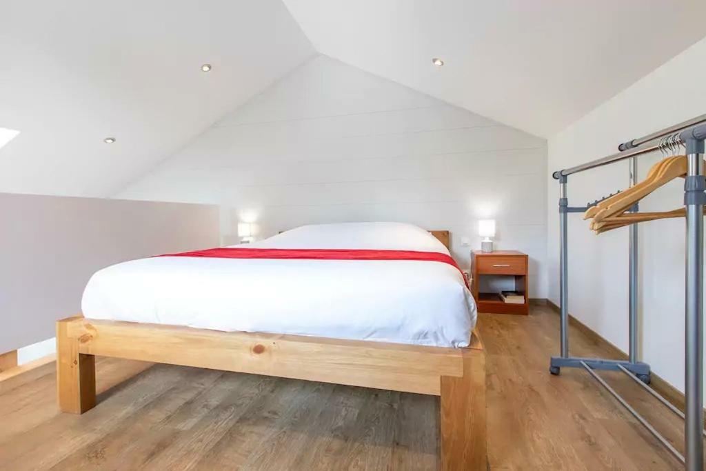 Domaine Des Ecuries - Appartements Meubles A Talloires Ngoại thất bức ảnh
